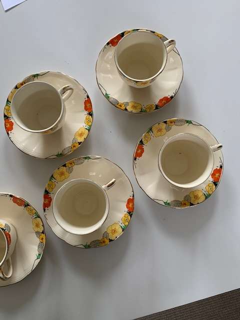 Beautiful Alfred Meakin demitasse set with milk jug
