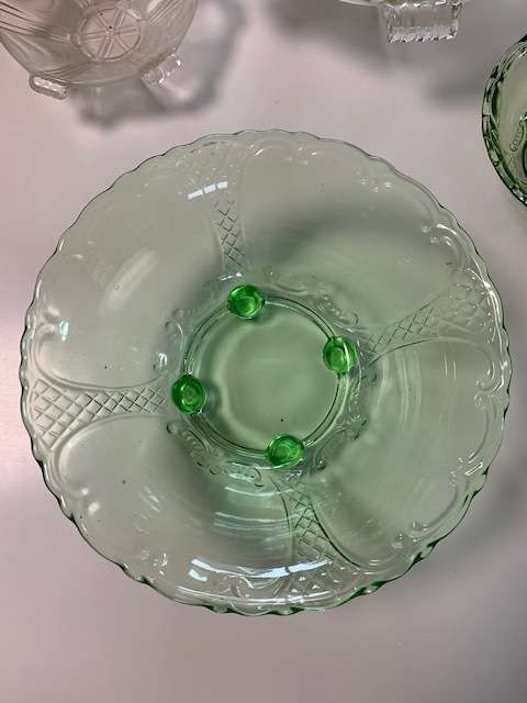 Magnificent pale green art deco glass dessert set - 7 pieces for one bid