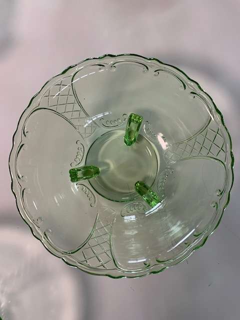 Magnificent pale green art deco glass dessert set - 7 pieces for one bid