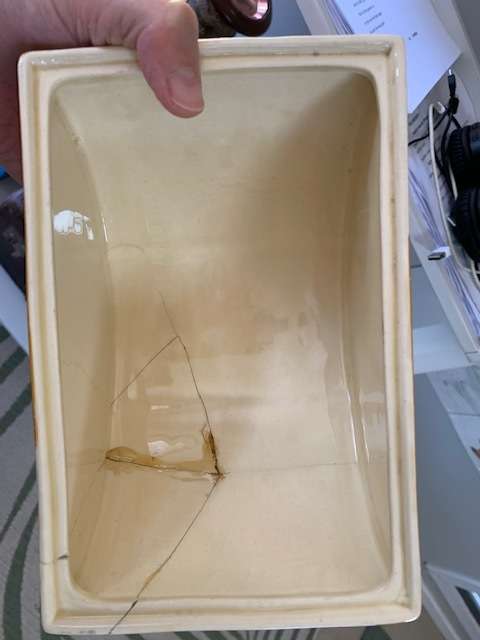 Clarice Cliff Biarritz lidded bowl - repaired