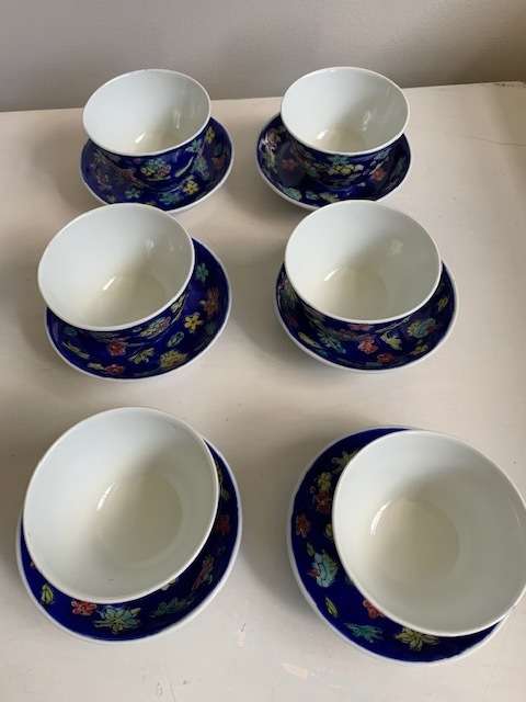 Amazing set of 6 oriental bowls with saucers - all for a rand!