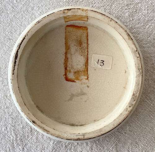 SMALL-SIZE PRATT POT LID OF BEAR HUNTING