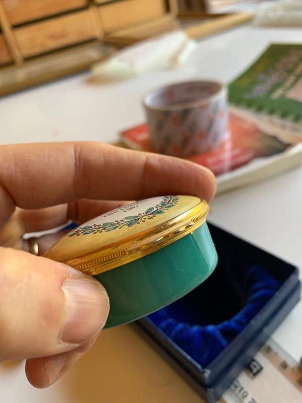 #46 Halcyon Days trinket box