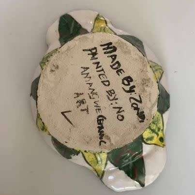 #15 Beautiful handpainted dish - Amangwe Ceramics