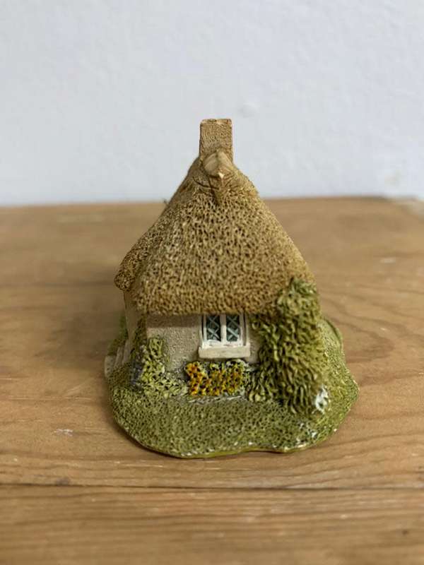 #57 Lilliput Lane - Daisy Cottage