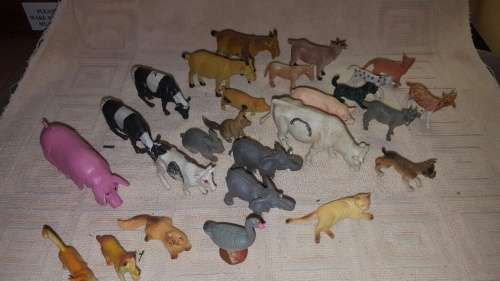 large vintage animal set