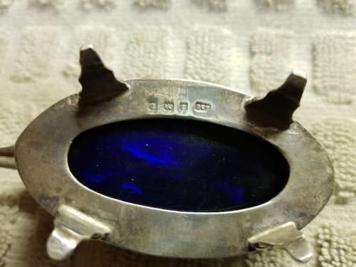 Lovely vintage Birmingham England Silver dish. Blue glass inlay.  STUNNING