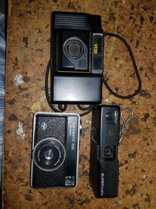 3 x vintage Kodak/Agfa camera lot. Nice lot