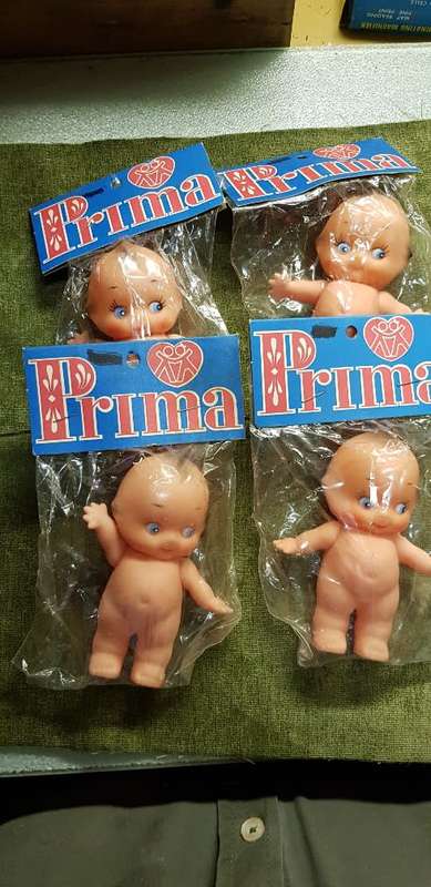 vintage prima Kewpie dolls x 4 in origional packaging.Excellent condition