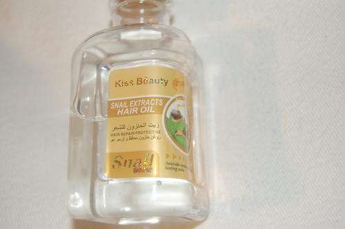 Snail extracts hair oil
