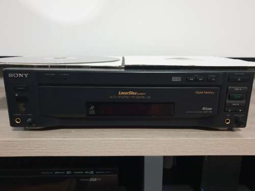 Sony Laser Disc Player model MPD-750