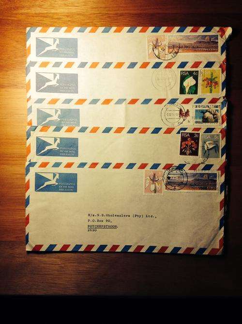 Lot1 5x Airmail covers from 1975