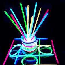 100  Glow Sticks == 5x200mm