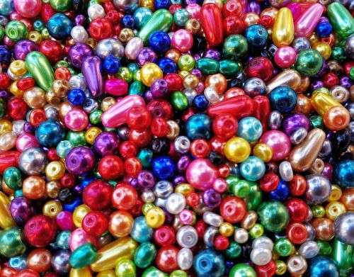 Don't Miss Out  ** Massive 4 Kg **Mix Lot **  ** 7314 Piece**  Assorted Bead**