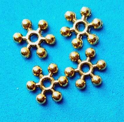 *Clearance Sale*20pc x 8mm Snowflake,Tibetan Style Gold Tone  Spacers