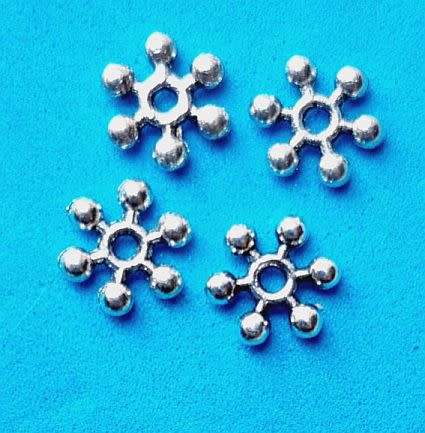 *Clearance Sale*20pc x 8mm Snowflake,Antique Silver Tibetan  Spacers