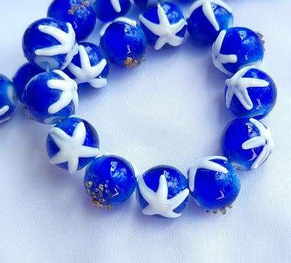*Clearance Sale*1Pc x (+/- 12mm) Dark Blue With White Starfish and Gold ,  Round  Handmade Lampwork