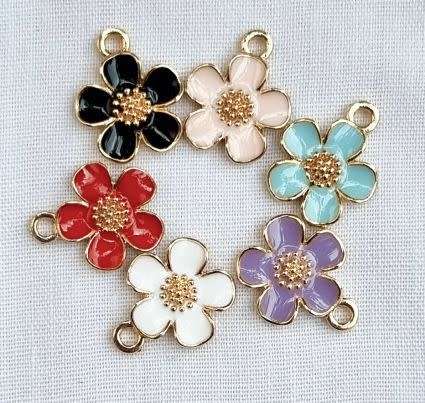*Clearance Sale*6pc Mixed Flower  Enamel  Charms / Gold Tone  16x13mm