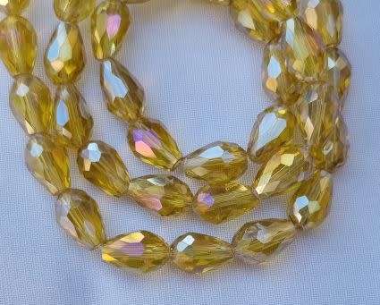 *Clearance Sale*8 pc Yellow Teardrop/ Electroplated /  Faceted Glass Beads  (+/-11cm)