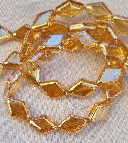 *Clearance Sale*10pc  (15x10mm) Orange Diamond Shape/ Electroplate Glass Beads