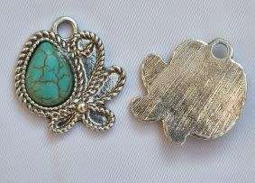 *Clearance Sale*1pc Tibetan Style Pendant With  Synthetic Turquoise (25x23mm) - Each