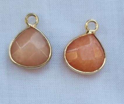 *Clearance Sale*1pc  Natural / Light Orange / Dyed  / Jade / Gold Tone /Charm  (+/- 17 x 13mm)