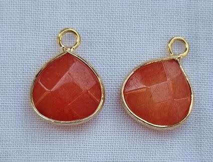 *Clearance Sale*1pc  Natural / Orange / Dyed  / Jade / Gold Tone /Charm  (+/- 17 x 13mm)