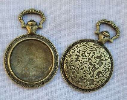 *Clearance Sale* DIY ***1pc Bronze, Round Pendant / Bezel Cabochon Settings  / Tray : 20mm