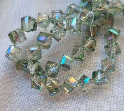 10pc  (8.5mm)  Rhombus/ Green  /AB /  Electroplate Glass Beads