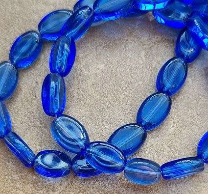 *Clearance Sale*20pc (+/- 10x7mm) Dark Blue / Flat / Oval  / Glass Beads