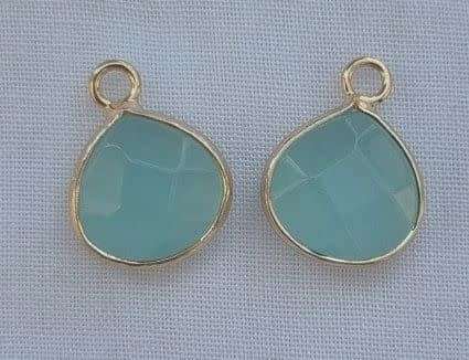 *Clearance Sale*1pc  Natural / Turquoise / Dyed  / Jade / Gold Tone /Charm  (+/- 17 x 13mm)