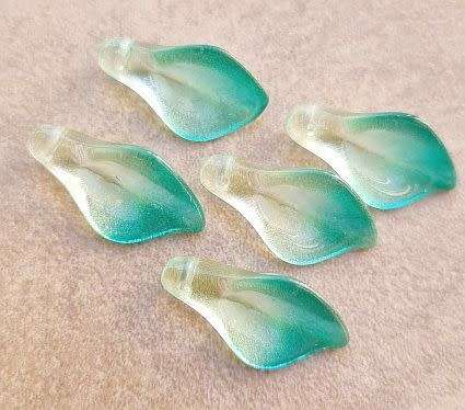 *Clearance Sale*10Pc x (20 x 10mm) Green / Gold Powder / Painted / Flower / Petal Glass