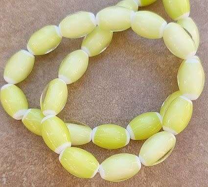*Clearance Sale*10pc x (+/-10x7mm) Lime Green / White / Handmade / Oval Lampwork Beads