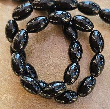 *Clearance Sale*1 Strand (+/-13x8mm)   Natural   / Black Agate / Dyed / Heated / Oval  Beads