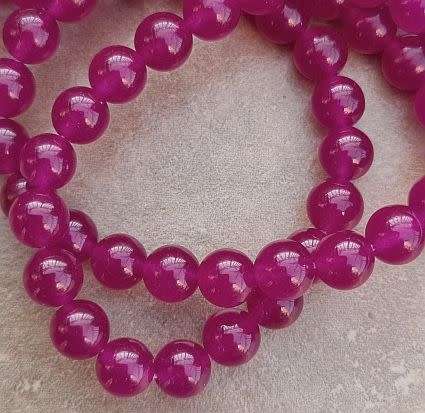 1 Strand  x 8 mm  Natural  / Malaysia Jade / Dyed  /   Round  Beads +/- 48pc