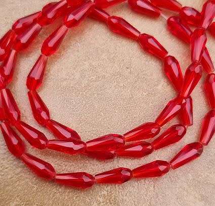 *Clearance Sale*20pc x (+/- 9x4mm) Red / Drop /Clear / Faceted  Glass Beads
