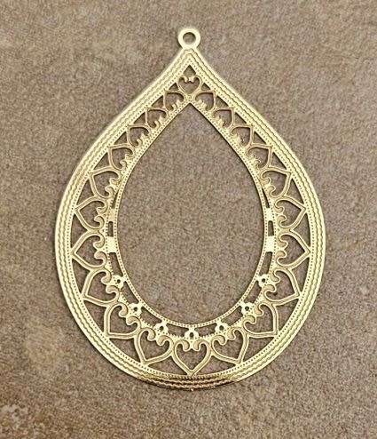 *Clearance Sale*1pc  Stainless Steel / Drop /Filigree /Gold Tone  / Pendant / 46x33.5x0.5mm