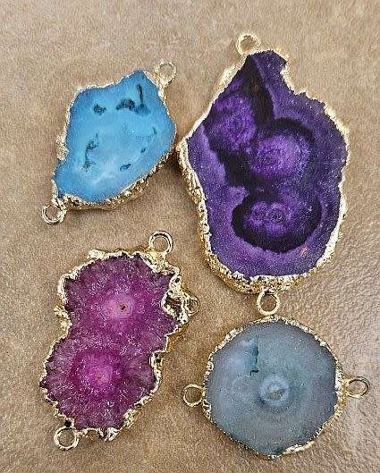 *Clearance Sale*4 pc Natural / Druzy Agate / Dyed /  Gold Tone / Brass/ Links   (Between 32 & 50mm)