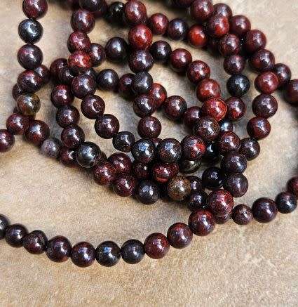 1 Strand (+/- 4mm)  Natural/ Bloodstone/ Heliotrope Stone / Round / Beads / +/-85pc