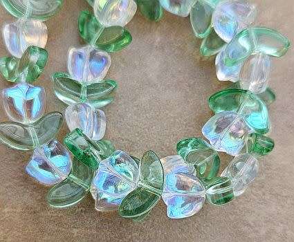 *Clearance Sale*5pc x Clear / AB  / Green  / Painted / Flower /  Glass Beads / 1 Flower consists of