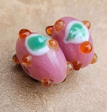 *Clearance Sale*1Pc x (+/-20x12mm)  Pink / Orange, Green & White  Detail / Handmade Lampwork