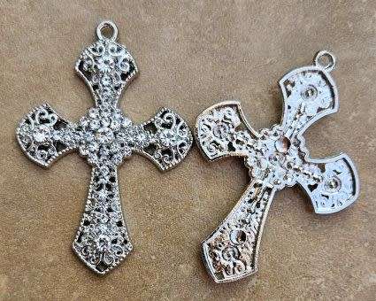 *Clearance Sale*1pc (64x45x4mm) Silver Tone  / Cross / Filigree / Clear Rhinestone / Alloy / Pendant