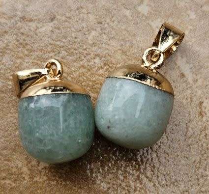 *Clearance Sale*1 pc Natural / Green Aventurine   / Gold Tone /  Pendant /