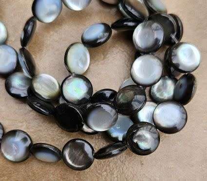 *Clearance Sale* 1 Strand  Natural Black Lip  / Shell Beads/ Flat Round   / Double-Faced +/- 10