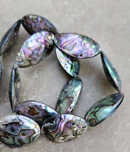 1 Strand   Natural /  Paua Shell Bead / Irregular  Oval +/- 26x14mm / +/-  16pc