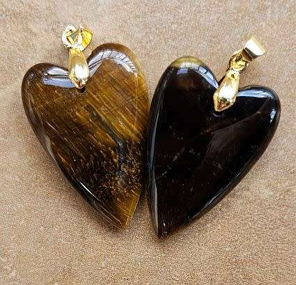 *Clearance Sale*1pc Natural / Tiger Eye /  Gold Tone / Heart Shape Pendant +/- 30x20mm