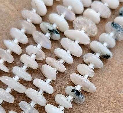 *Clearance Sale*1 Strand   Natural / Moonstone / Nugget / Beads +/- 70 pc / Bead Size