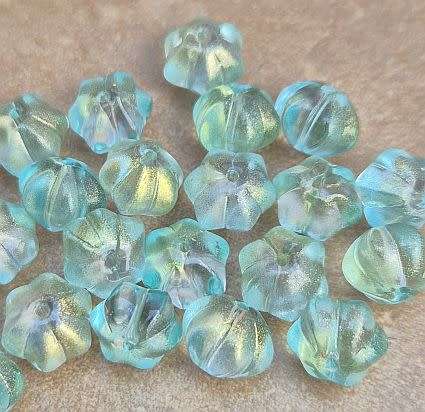 *Clearance Sale*10pc  x 10mm Light Green / Painted Glitter Powder / Flower  Glass Beads