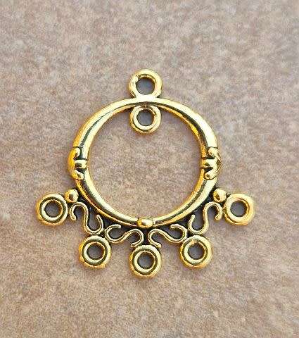 *Clearance Sale*1 pc (24.5x25.5mm)  Antique Gold Tone / Tibetan Style / Chandelier Pendant