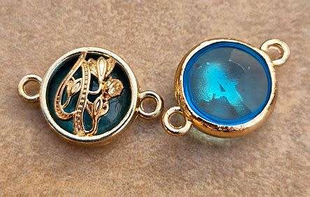 *Clearance Sale*1pc  Gold Tone / Flowers / Blue Glass Bead / Connector / Link / Flat Round +/-